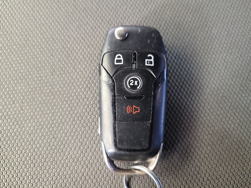 2018 Ford F150 in Columbus, OH 43231 - 18080872 32