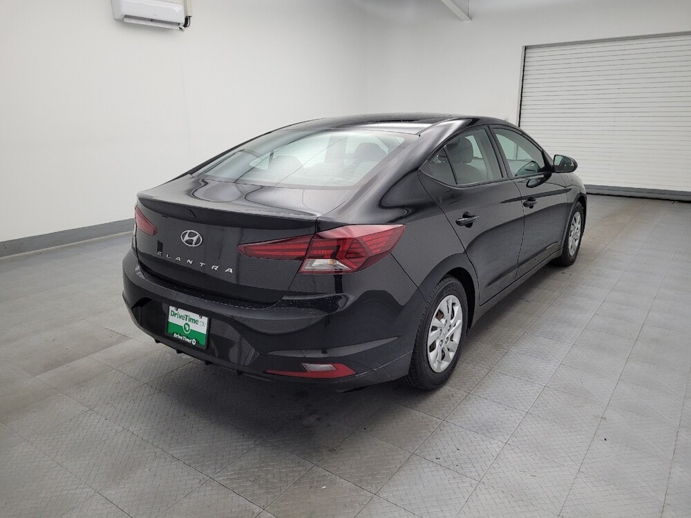 2020 Hyundai Elantra in Maple Heights, OH 44137 - 18080874 9