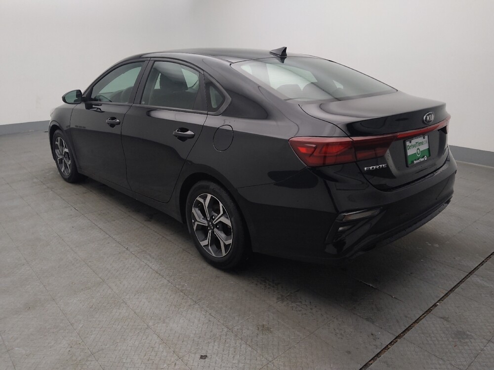 2021 Kia Forte in Springfield, MO 65807 - 18080885 3