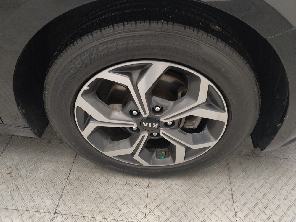 2021 Kia Forte in Springfield, MO 65807 - 18080885 31