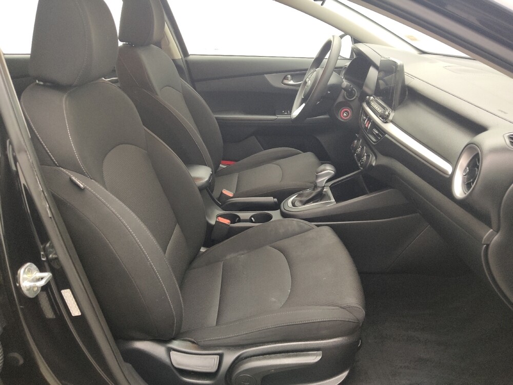 2021 Kia Forte in Springfield, MO 65807 - 18080885 21