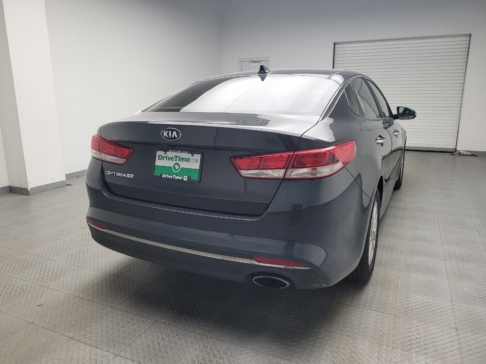 2016 Kia Optima in Indianapolis, IN 46222 - 18080889 7