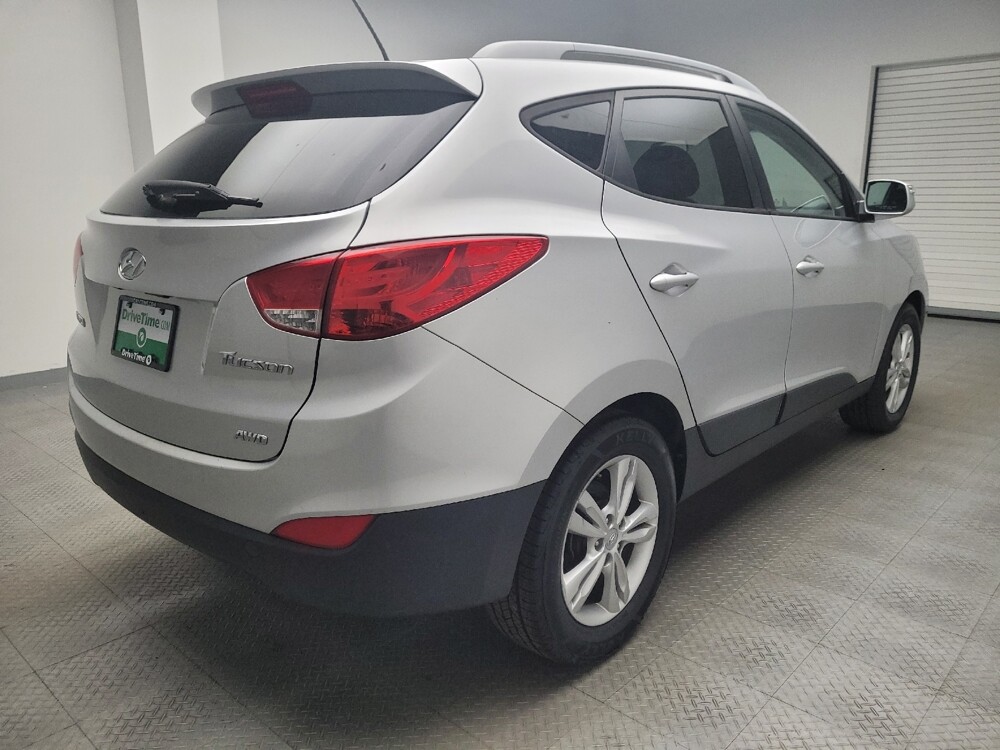 2013 Hyundai Tucson in Eastpointe, MI 48021 - 18080890 9