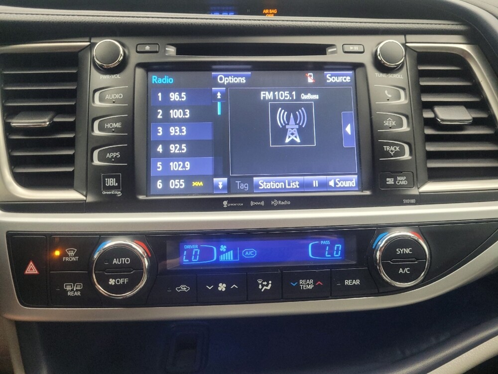 2017 Toyota Highlander in Ft Wayne, IN 46805 - 18080891 25