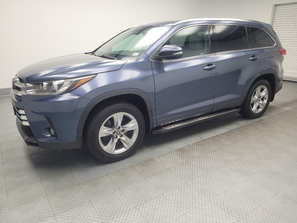 2017 Toyota Highlander in Ft Wayne, IN 46805 - 18080891 2