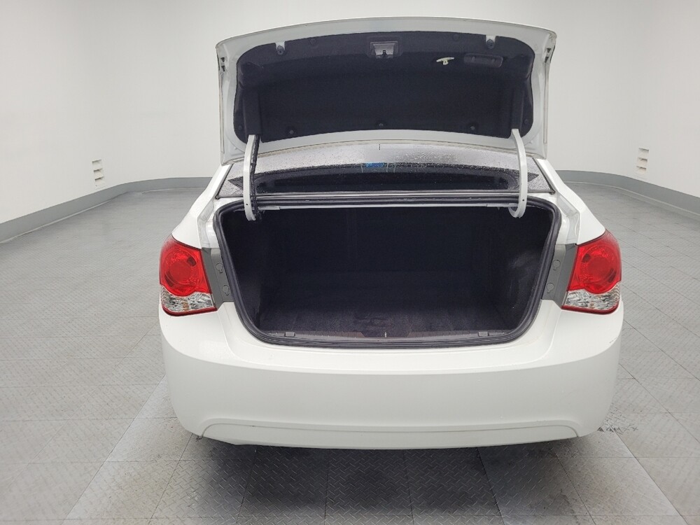 2016 Chevrolet Cruze in Madison, TN 37115 - 18080920 29