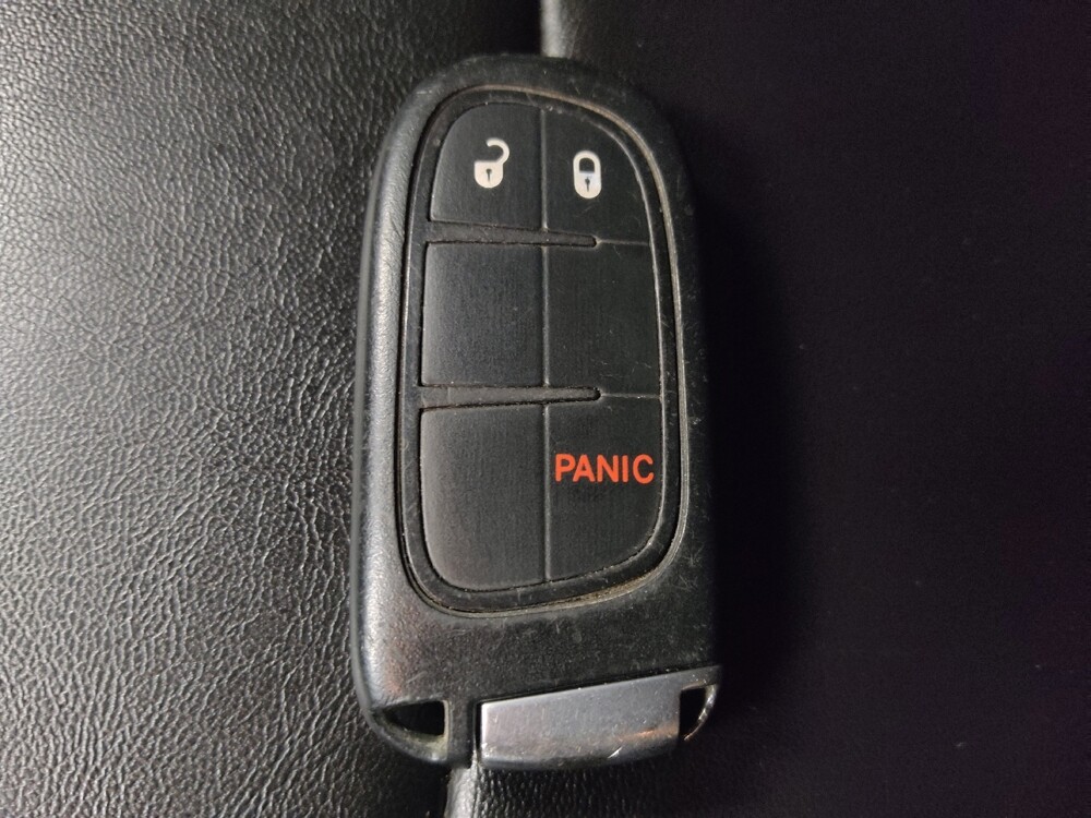 2019 Jeep Cherokee in San Antonio, TX 78238 - 18080928 32