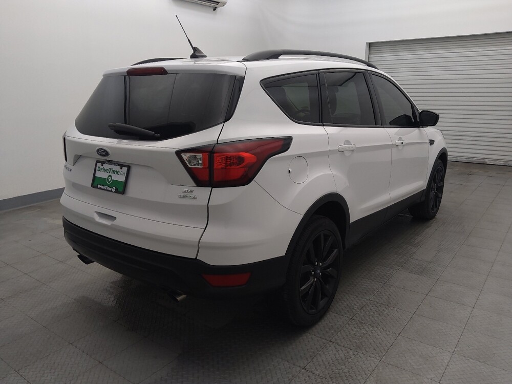 2019 Ford Escape in Houston, TX 77074 - 18080929 9