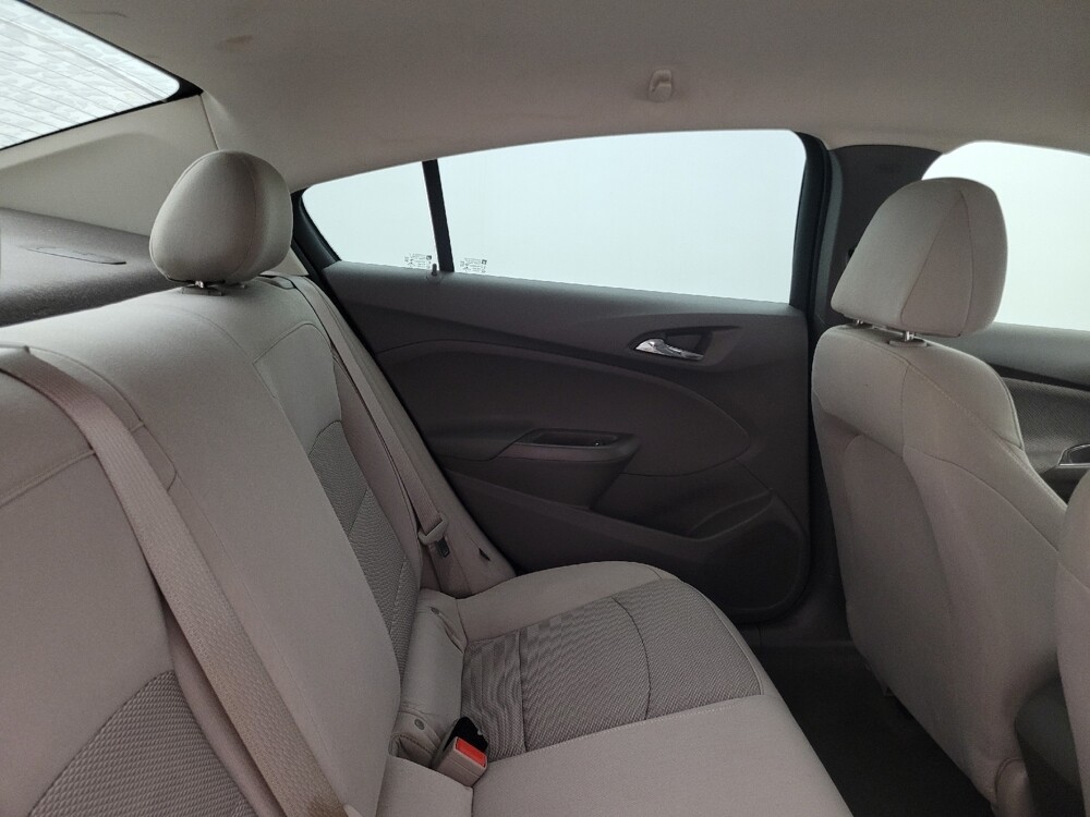 2018 Chevrolet Cruze in Tampa, FL 33612 - 18080937 19