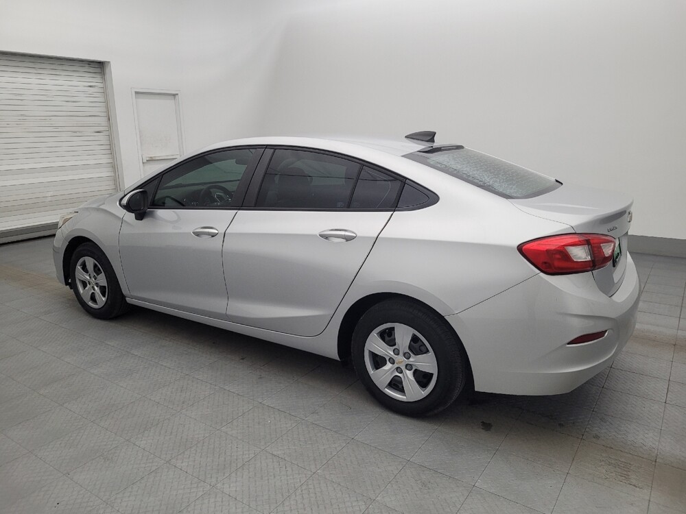 2018 Chevrolet Cruze in Tampa, FL 33612 - 18080937 3