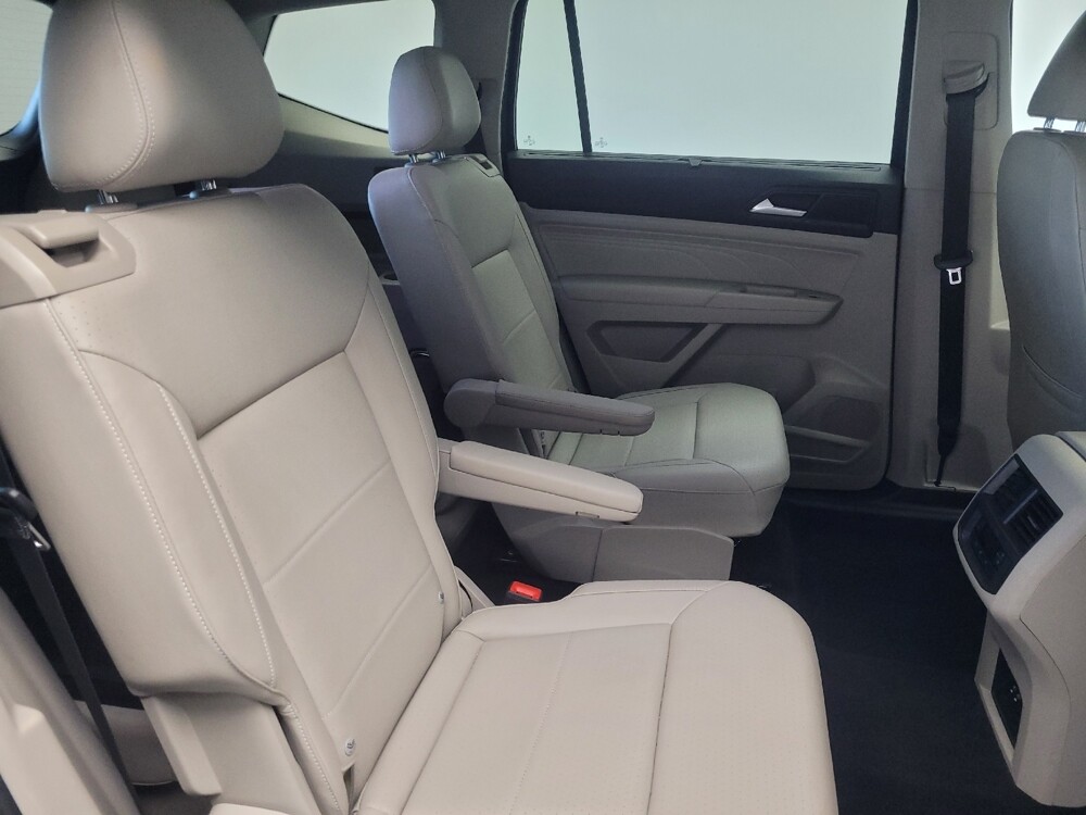 2022 Volkswagen Atlas in Indianapolis, IN 46219 - 18080942 19