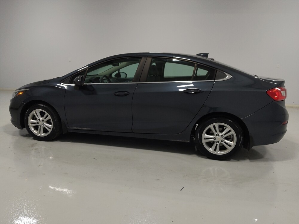 2017 Chevrolet Cruze in Columbus, OH 43231 - 18080952 3
