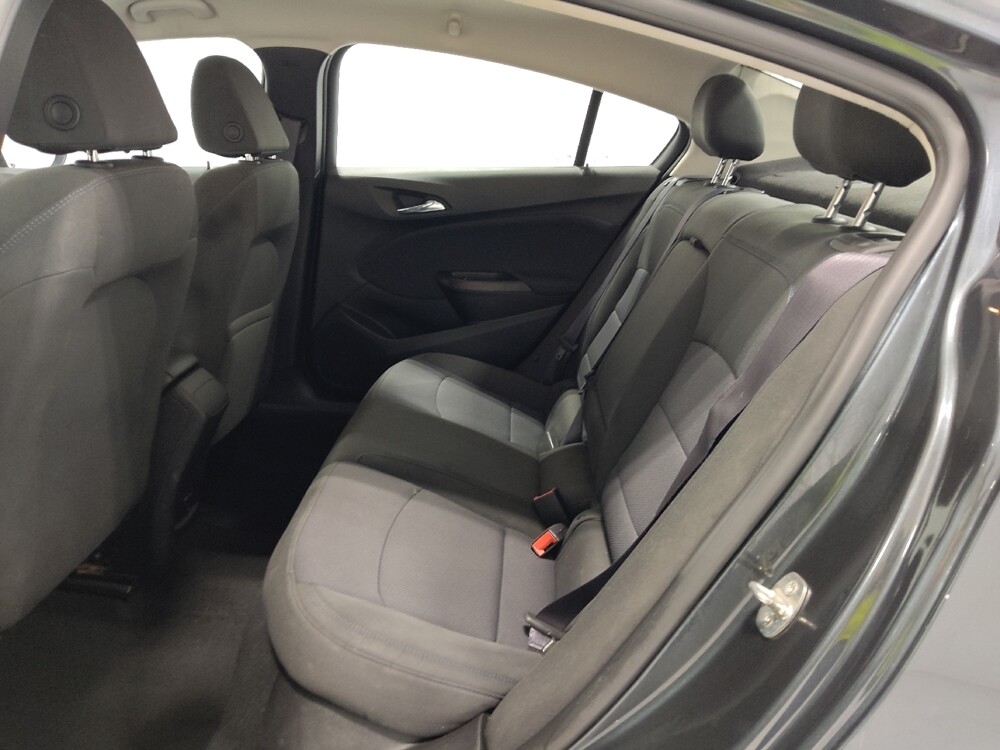 2017 Chevrolet Cruze in Columbus, OH 43231 - 18080952 18