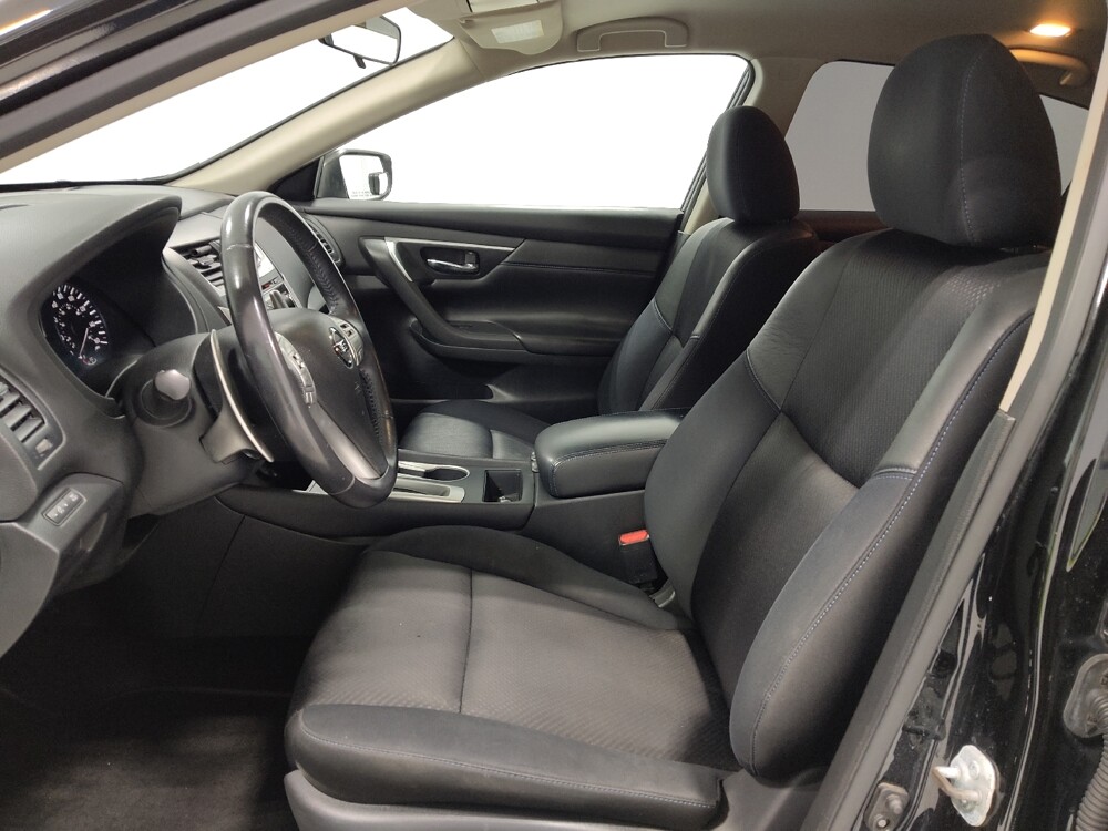 2017 Nissan Altima in Columbus, OH 43231 - 18080953 17