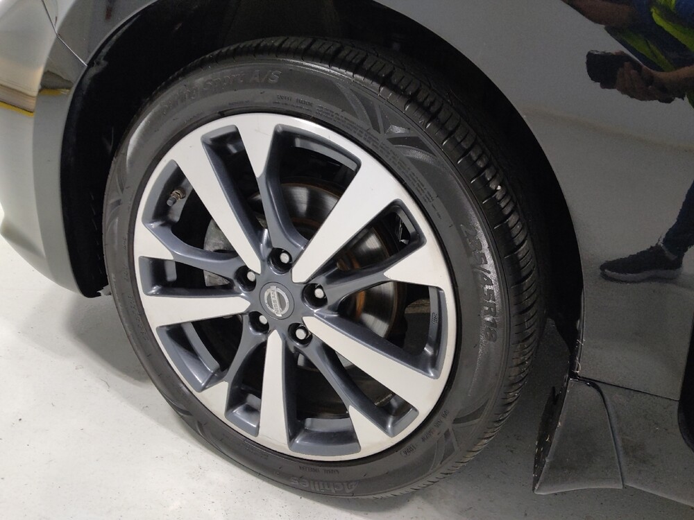 2017 Nissan Altima in Columbus, OH 43231 - 18080953 31