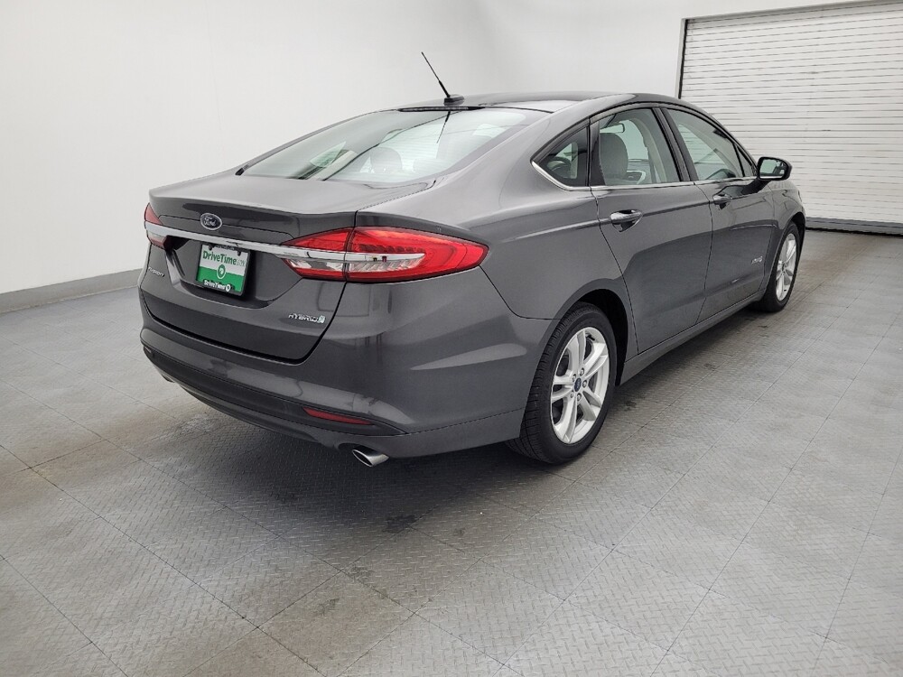 2018 Ford Fusion in Greenville, NC 27834 - 18080964 10