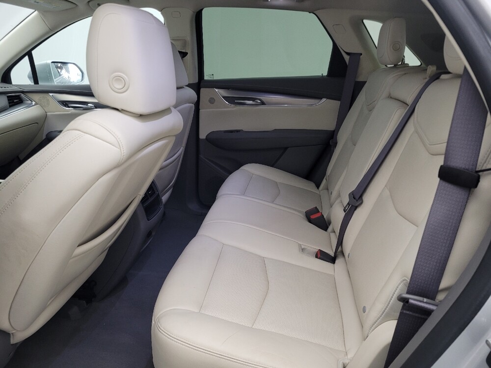 2017 Cadillac XT5 in Clearwater, FL 33764 - 18080976 18