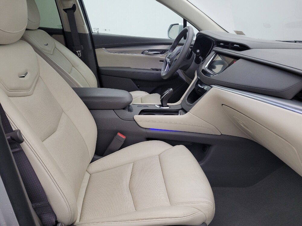 2017 Cadillac XT5 in Clearwater, FL 33764 - 18080976 21