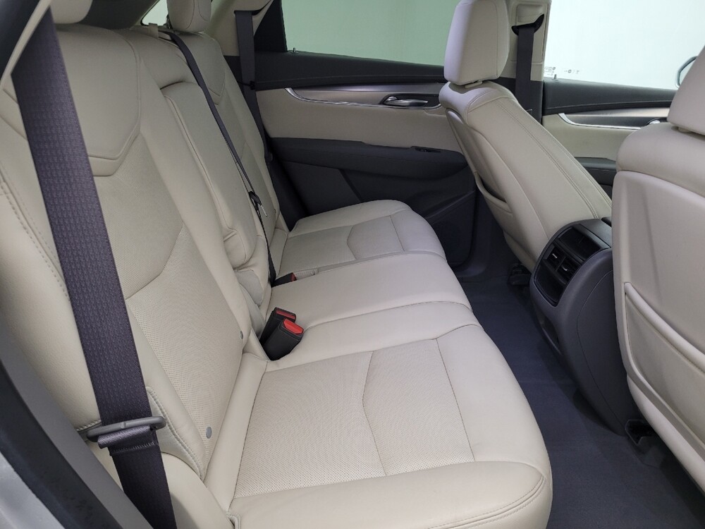 2017 Cadillac XT5 in Clearwater, FL 33764 - 18080976 19