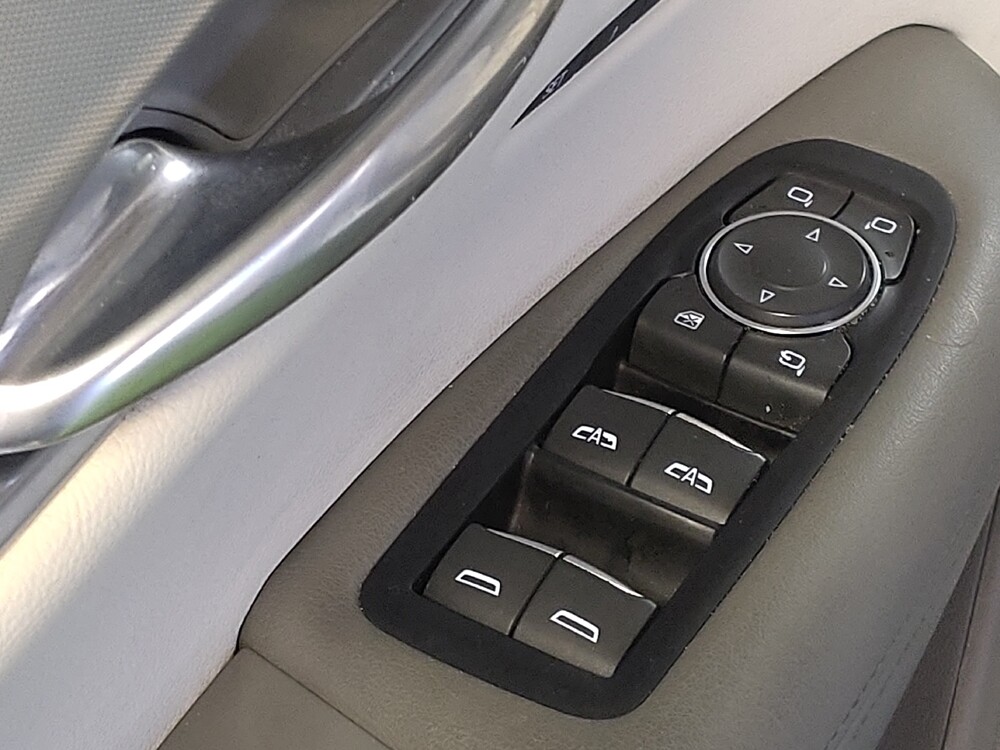 2017 Cadillac XT5 in Clearwater, FL 33764 - 18080976 27