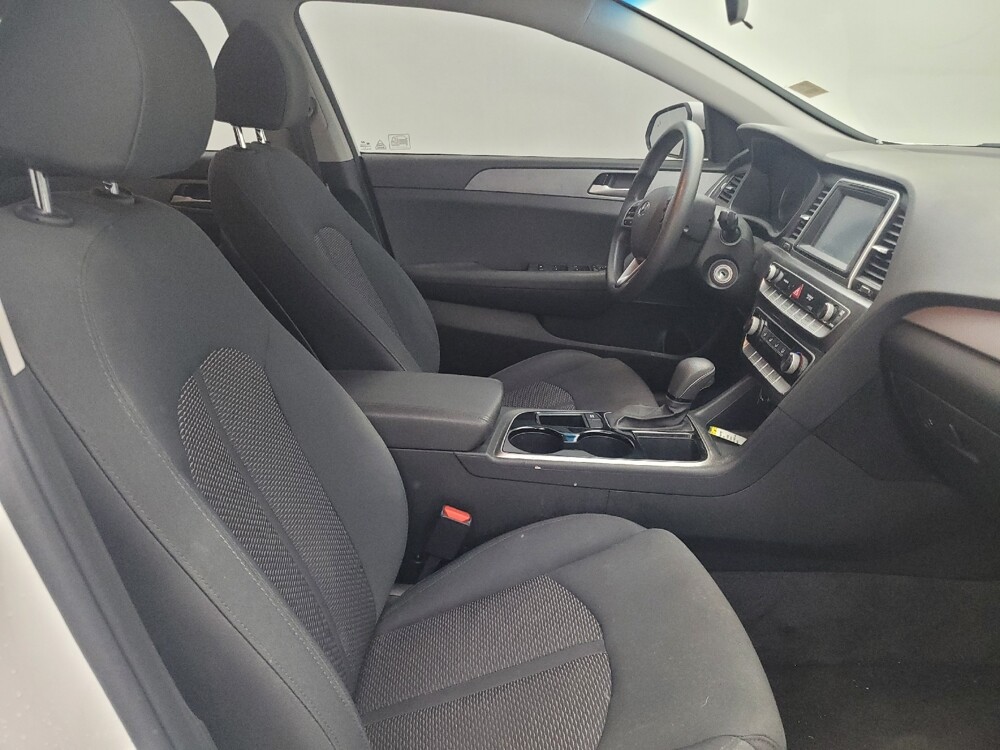 2019 Hyundai Sonata in Clearwater, FL 33764 - 18080977 21