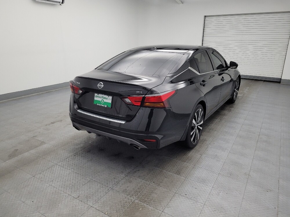2021 Nissan Altima in Columbus, OH 43231 - 18080980 9