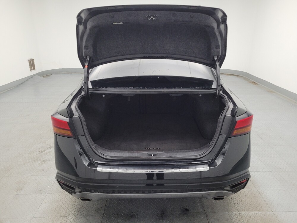 2021 Nissan Altima in Columbus, OH 43231 - 18080980 29