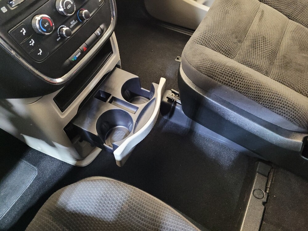 2019 Dodge Grand Caravan in Cincinnati, OH 45255 - 18080982 26