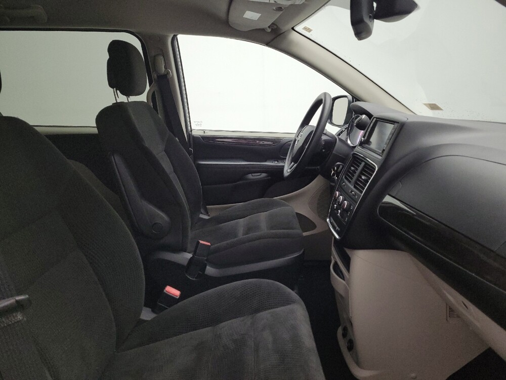 2019 Dodge Grand Caravan in Cincinnati, OH 45255 - 18080982 21