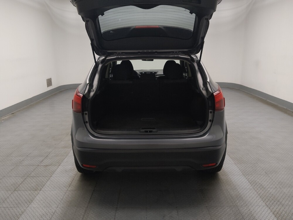 2018 Nissan Rogue Sport in Des Moines, IA 50310 - 18080987 29