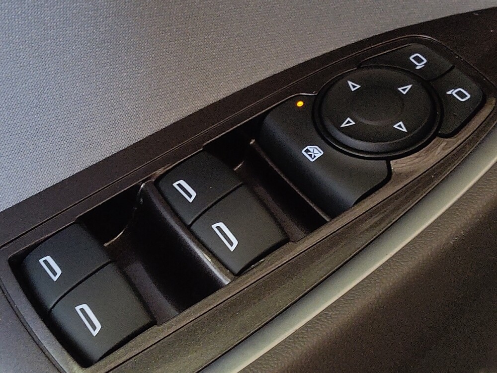 2020 Chevrolet Malibu in Lakeland, FL 33815 - 18080991 27