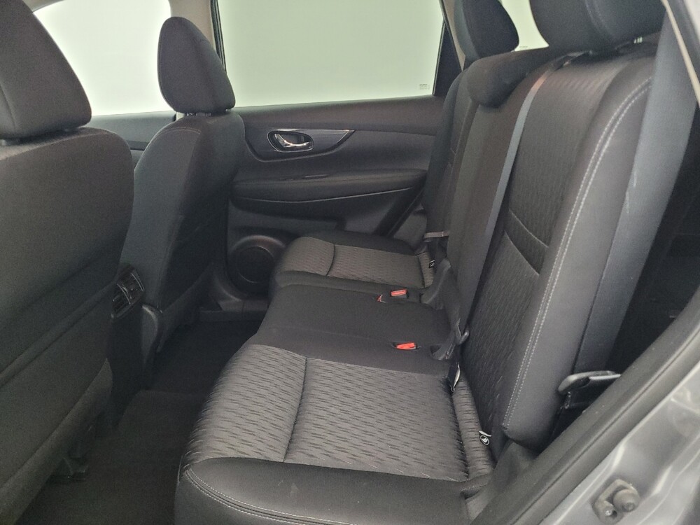 2018 Nissan Rogue in Lakeland, FL 33815 - 18080992 18