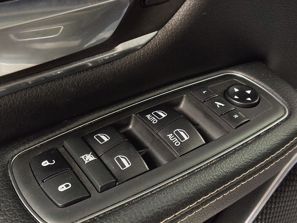 2019 RAM 1500 in Lakeland, FL 33815 - 18080994 27