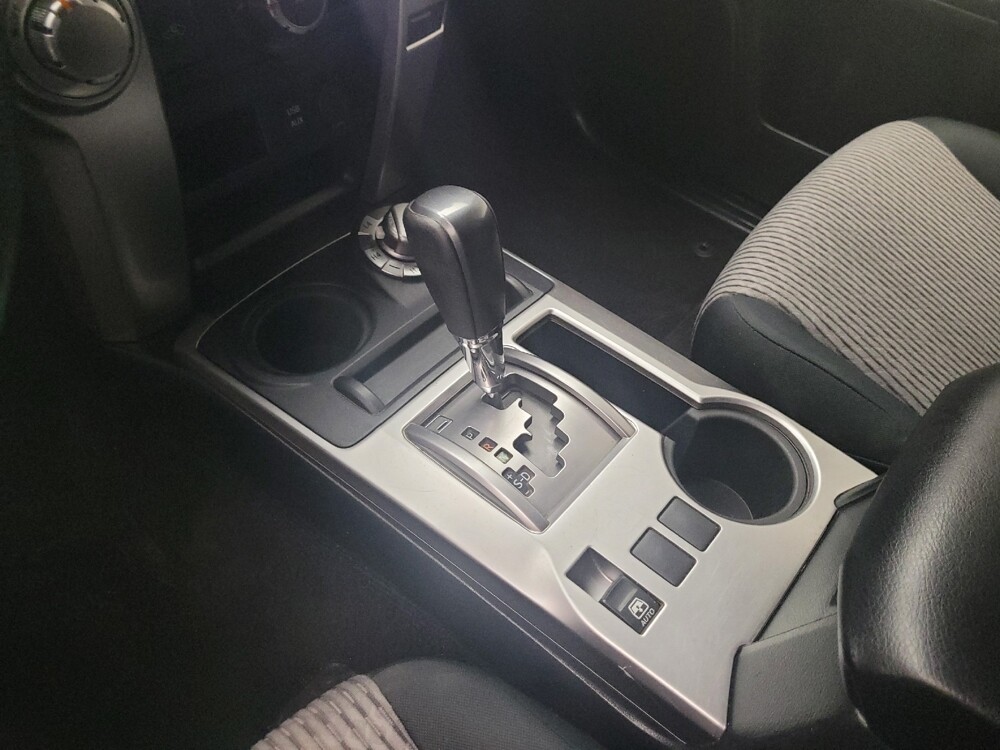 2018 Toyota 4Runner in Eastpointe, MI 48021 - 18080997 26