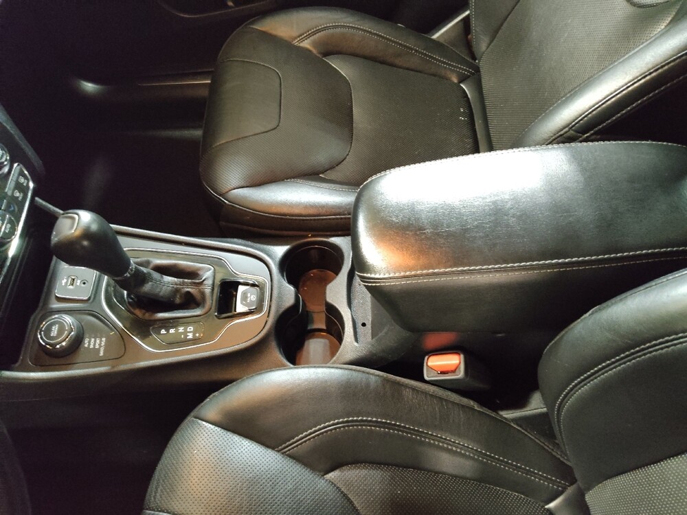 2020 Jeep Cherokee in Tyler, TX 75701 - 18081001 26