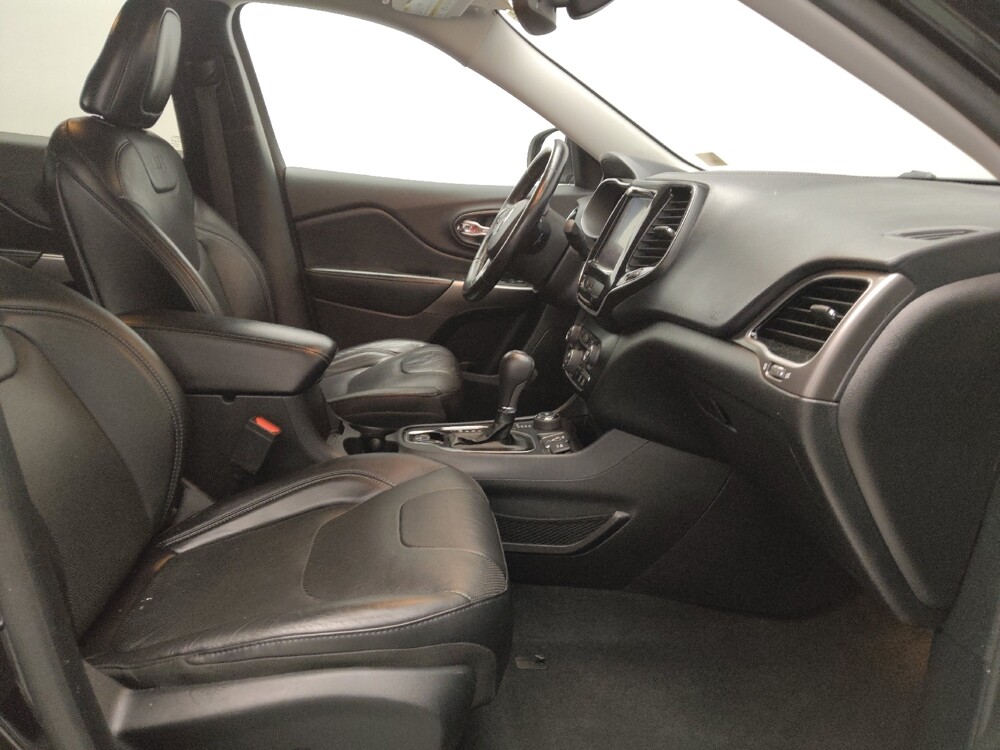 2020 Jeep Cherokee in Tyler, TX 75701 - 18081001 21