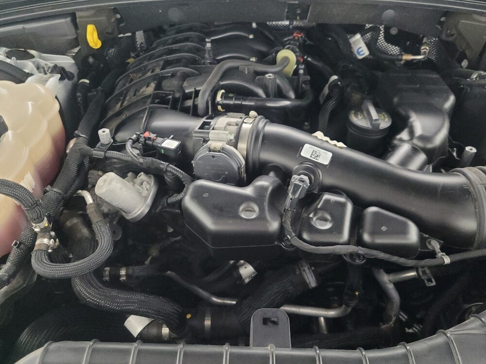 2021 Jeep Grand Cherokee L in Indianapolis, IN 46219 - 18081012 30