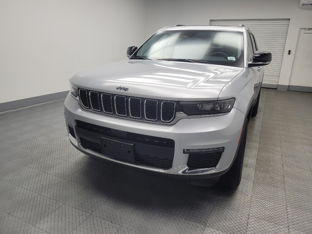 2021 Jeep Grand Cherokee L in Indianapolis, IN 46219 - 18081012 15