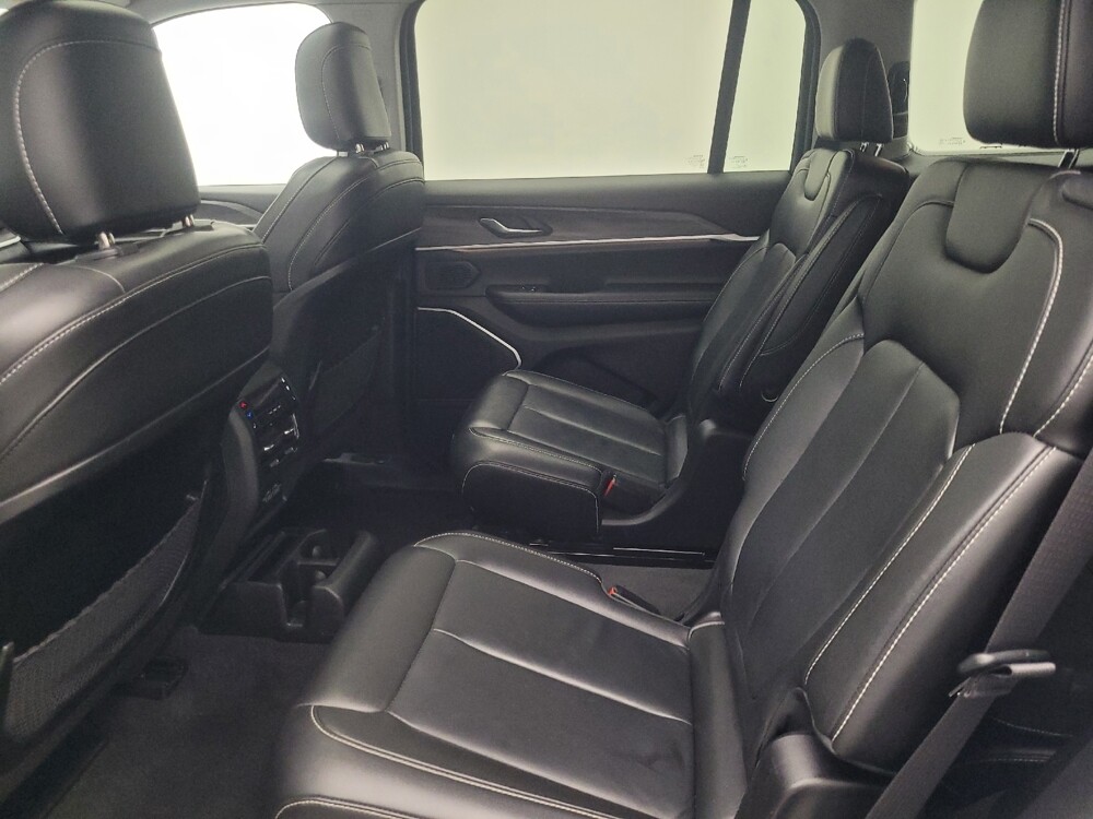 2021 Jeep Grand Cherokee L in Indianapolis, IN 46219 - 18081012 18