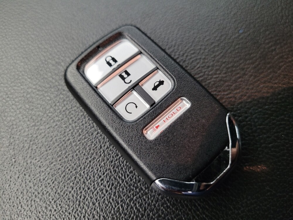 2022 Honda Accord in Mesa, AZ 85210 - 18081015 32