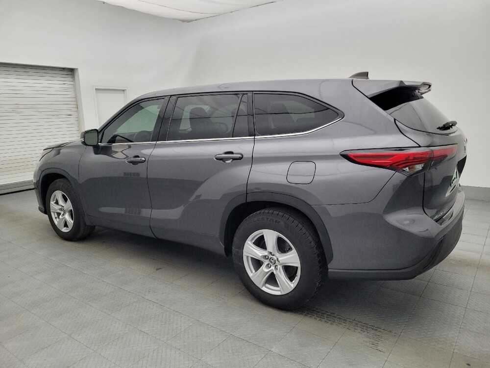 2022 Toyota Highlander in Lakeland, FL 33815 - 18081016 3