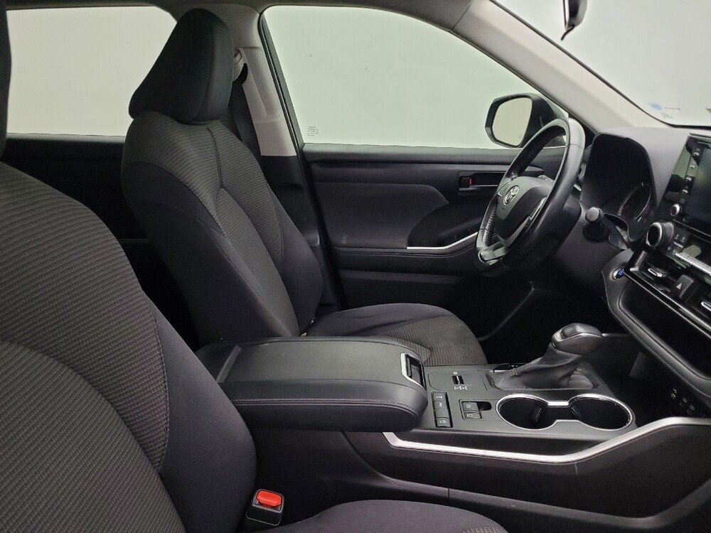 2022 Toyota Highlander in Lakeland, FL 33815 - 18081016 21