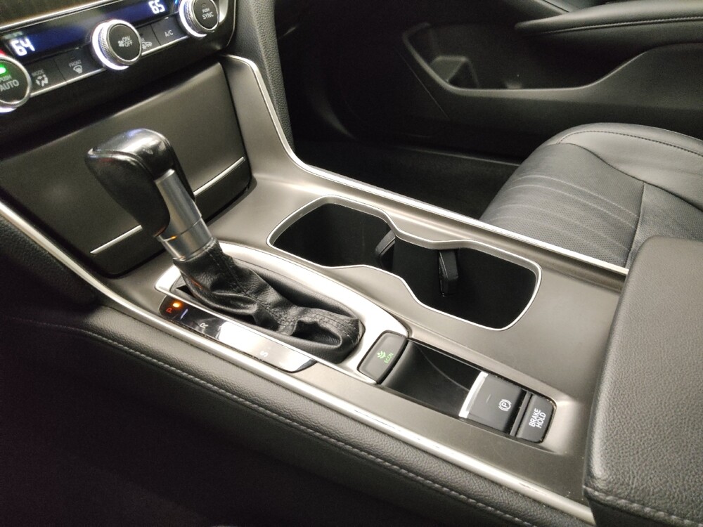 2019 Honda Accord in Lombard, IL 60148 - 18081030 26