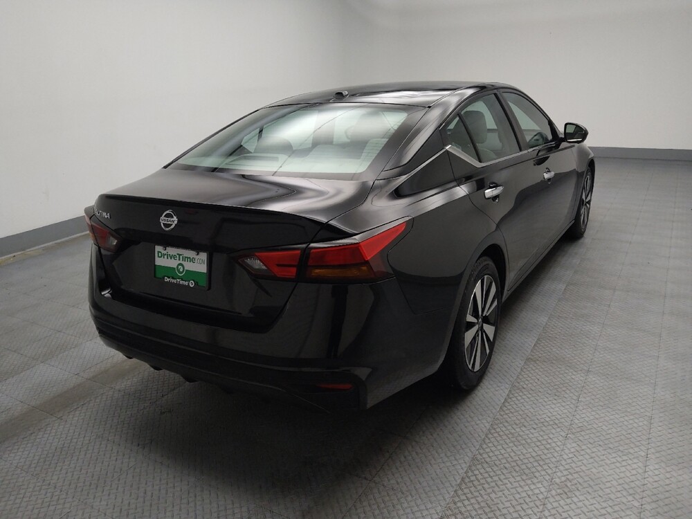 2021 Nissan Altima in Lombard, IL 60148 - 18081032 9