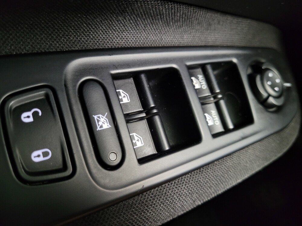 2019 Jeep Renegade in Reno, NV 89502 - 18081039 27