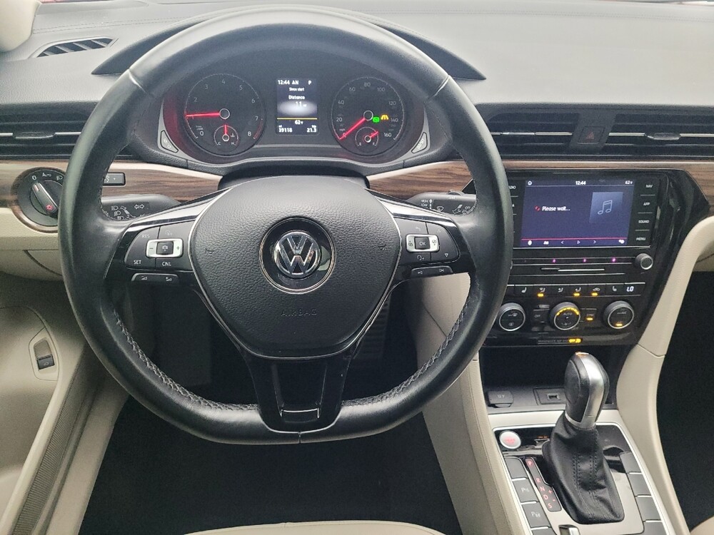 2020 Volkswagen Passat in Jacksonville, FL 32210 - 18081045 22