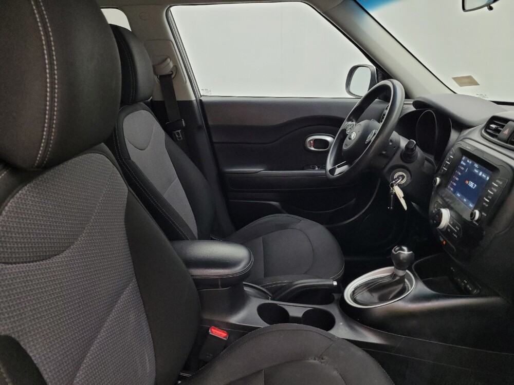 2018 Kia Soul in Columbia, SC 29210 - 18081047 21