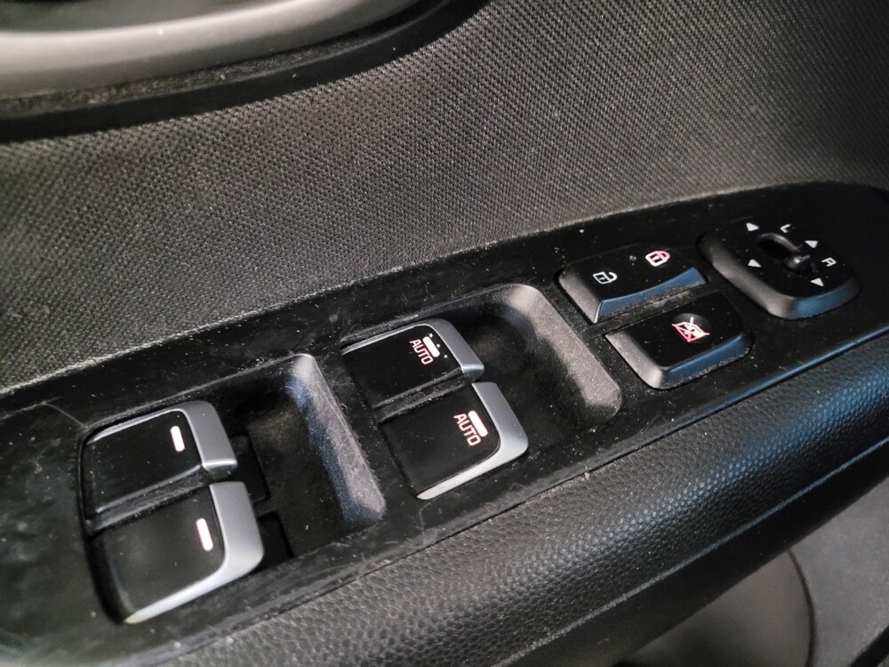 2018 Kia Soul in Columbia, SC 29210 - 18081047 27