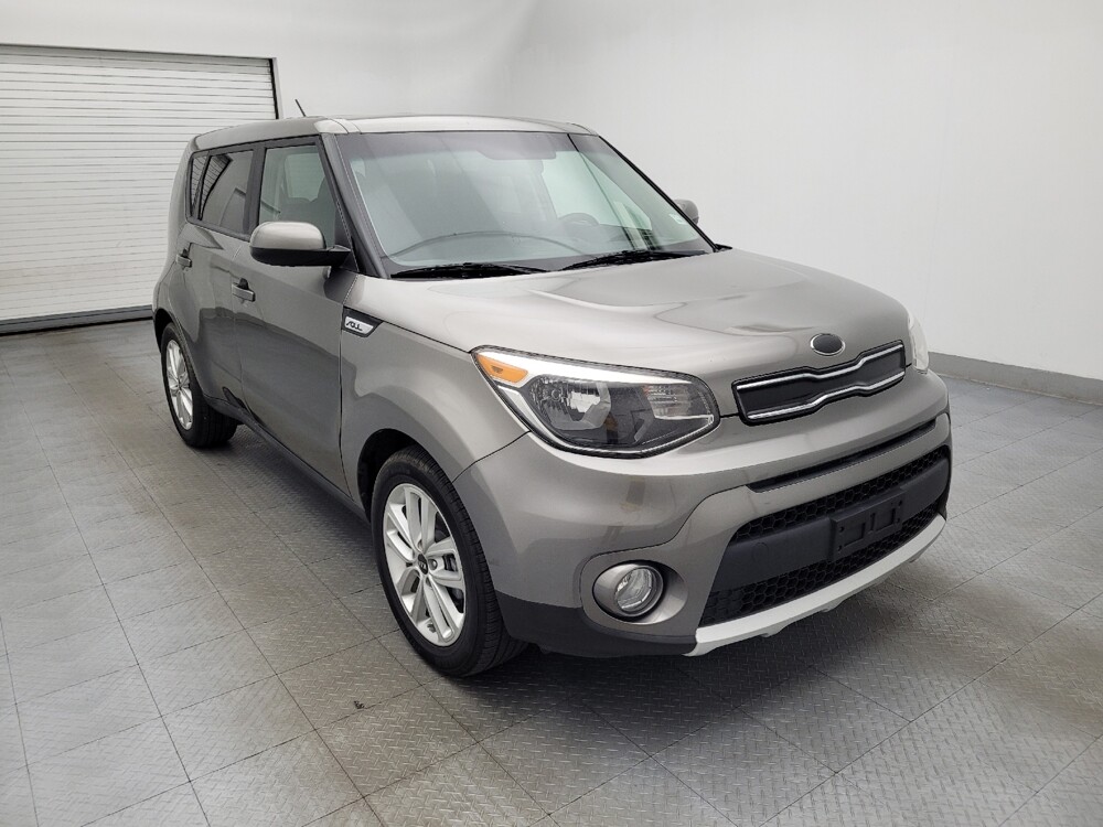 2018 Kia Soul in Columbia, SC 29210 - 18081047 13