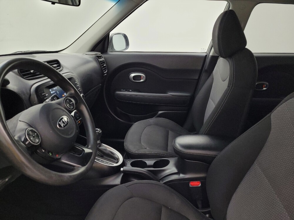 2018 Kia Soul in Columbia, SC 29210 - 18081047 17